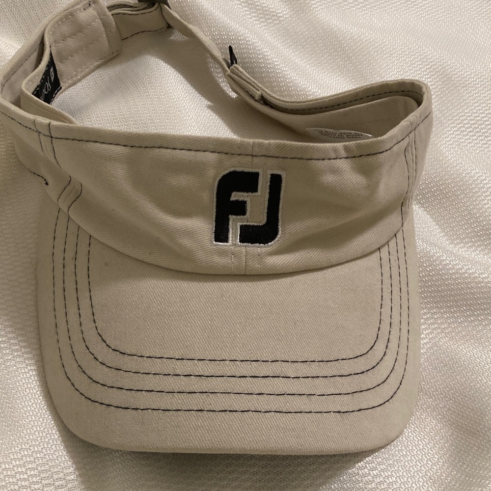 FootJoy Golf Visor khaki with black stitching. Excellent condition like new